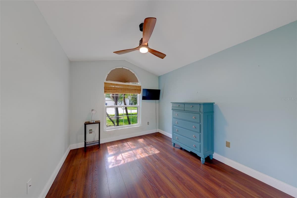 8422 POYDRAS LANE — photo 38 of 70