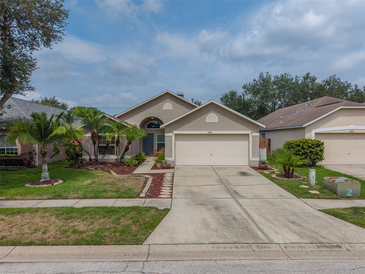 8422 POYDRAS LANE — photo 3 of 70