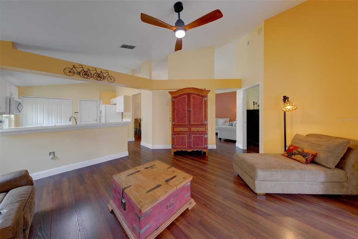 8422 POYDRAS LANE — photo 24 of 70