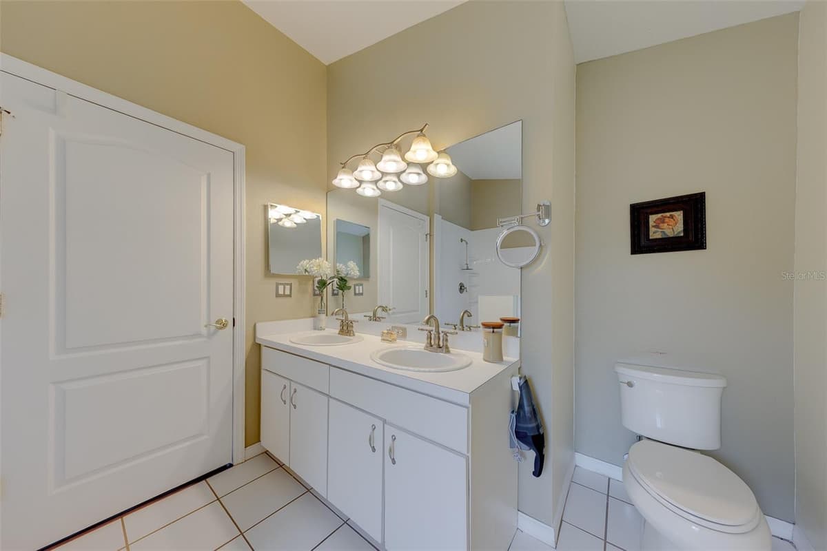 8422 POYDRAS LANE — photo 30 of 70