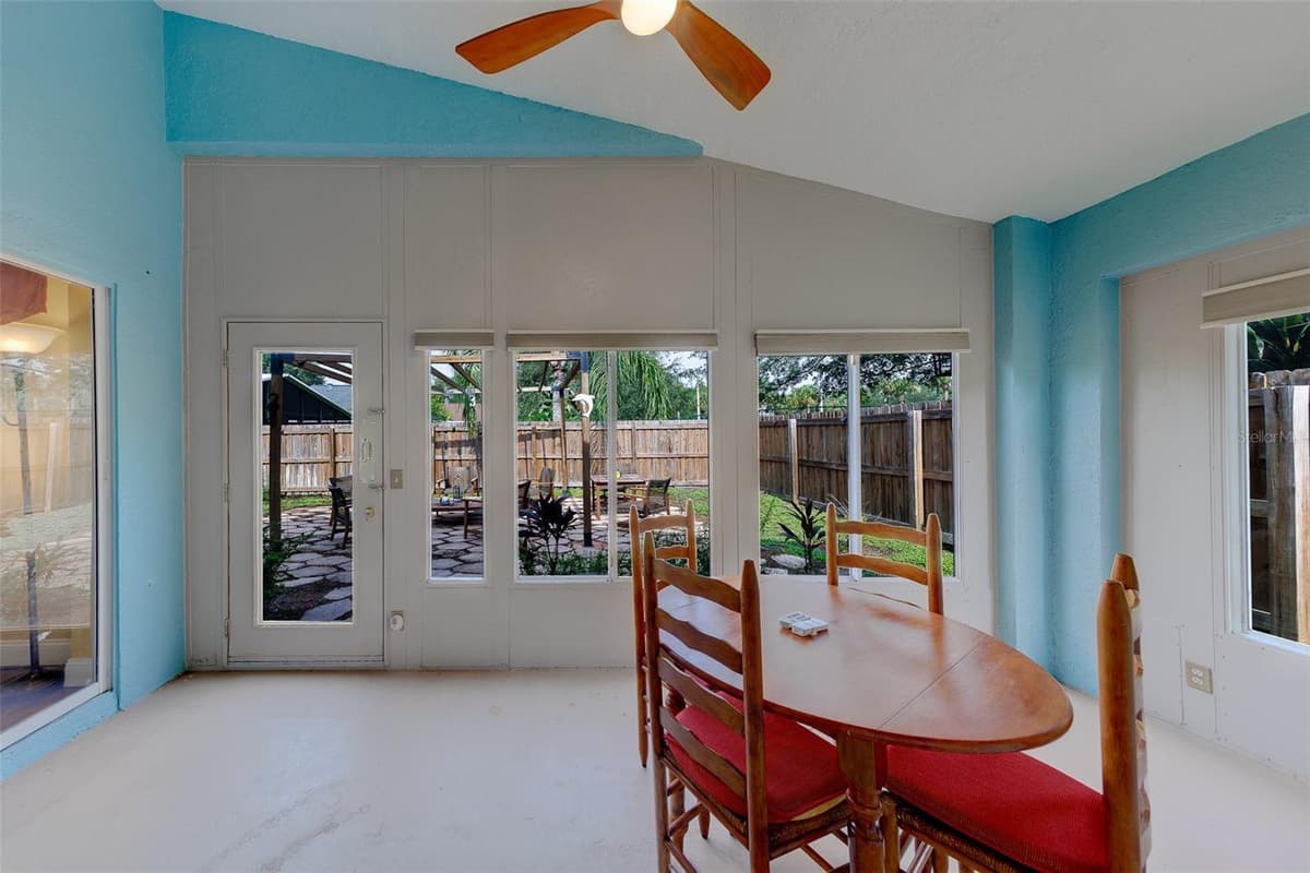 8422 POYDRAS LANE — photo 41 of 70