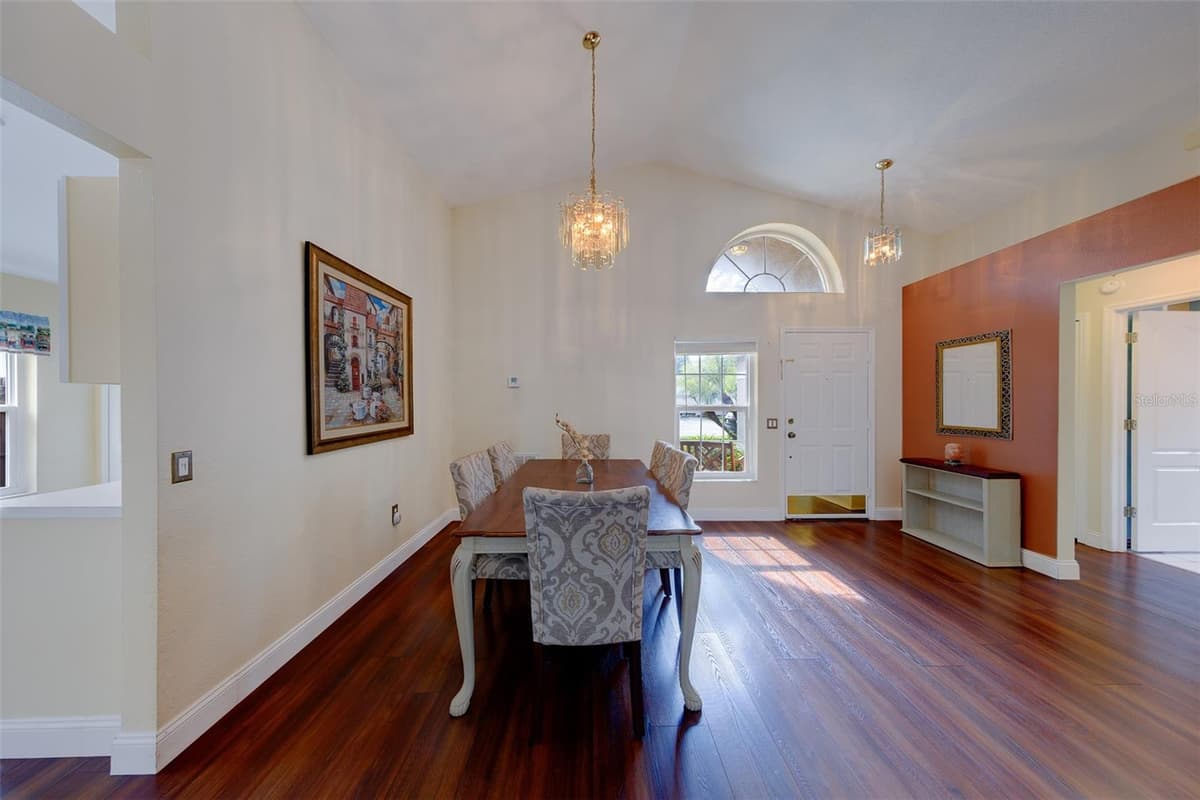 8422 POYDRAS LANE — photo 10 of 70