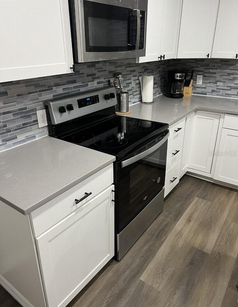 10015 LINDA STREET — photo 4 of 15