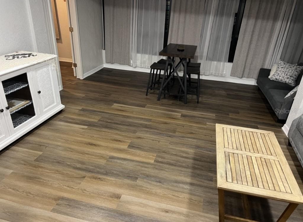 10015 LINDA STREET — photo 7 of 15
