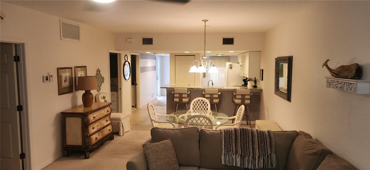 9600 FIDDLERS GREEN CIRCLE — photo 6 of 27