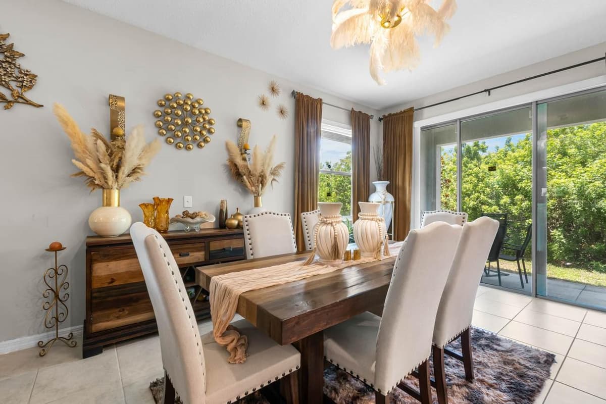 635 ROYAL EMPRESS DRIVE — photo 10 of 34