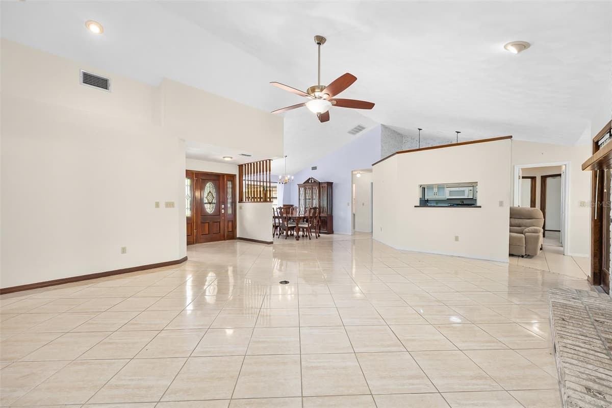 43 WINDING CREEK WAY — photo 15 of 52