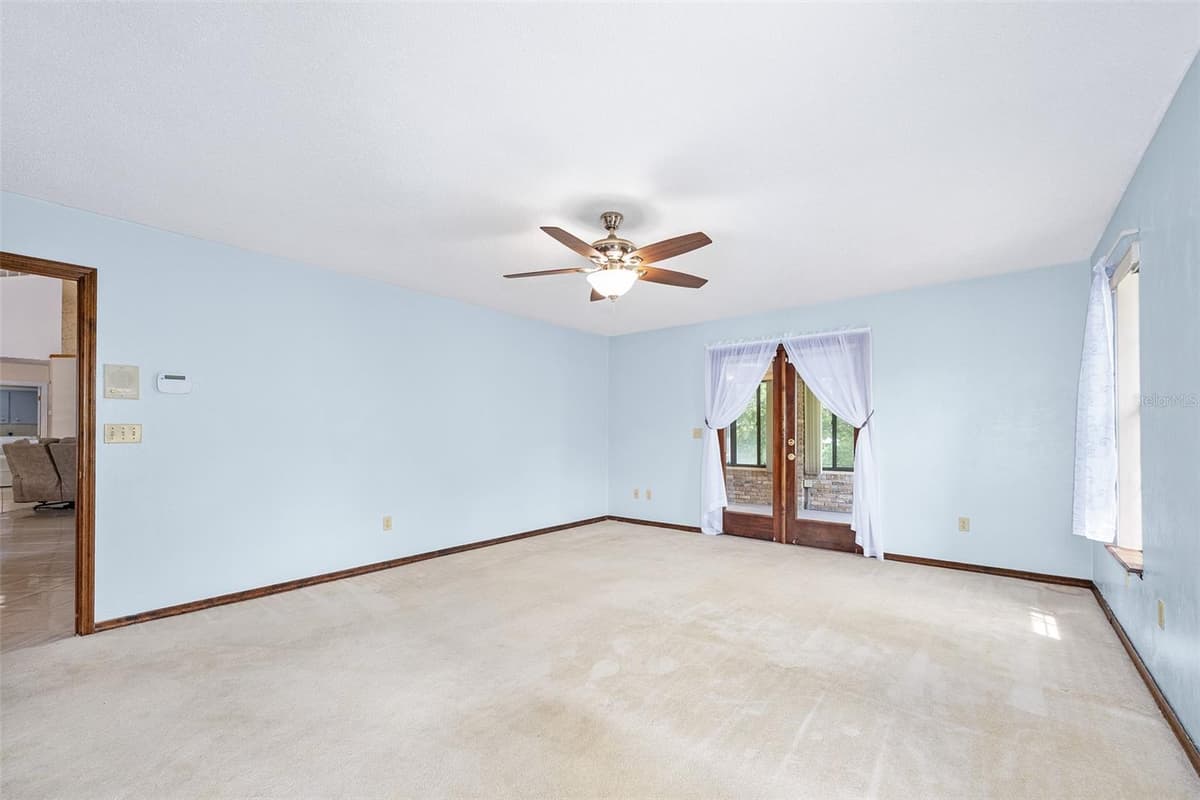 43 WINDING CREEK WAY — photo 23 of 52