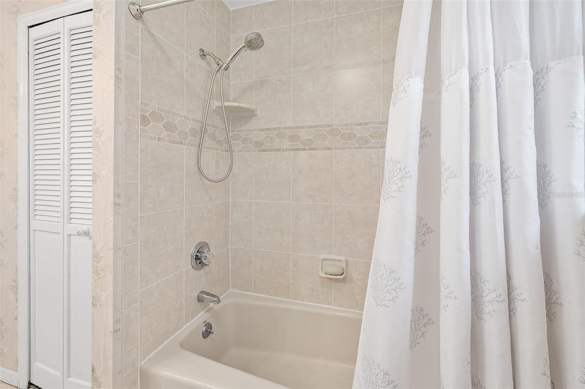 43 WINDING CREEK WAY — photo 36 of 52