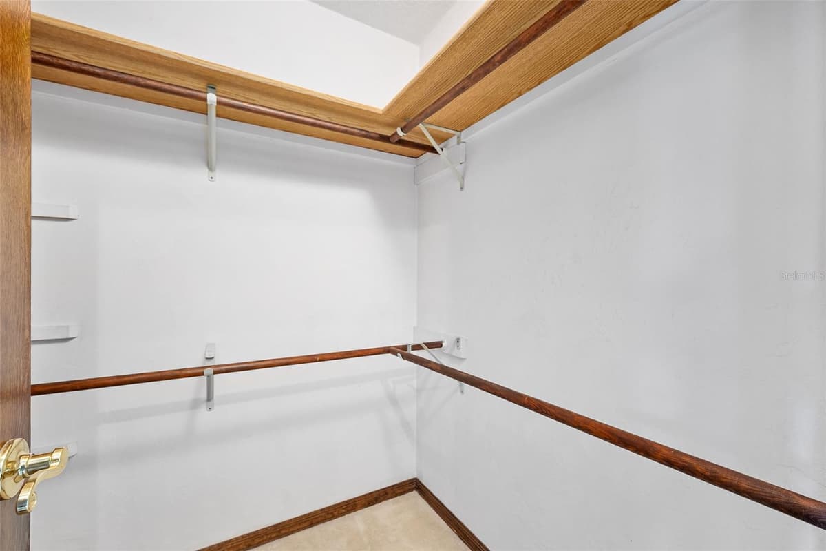 43 WINDING CREEK WAY — photo 26 of 52