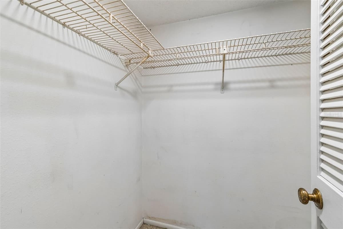 129 NANCY DRIVE — photo 34 of 68