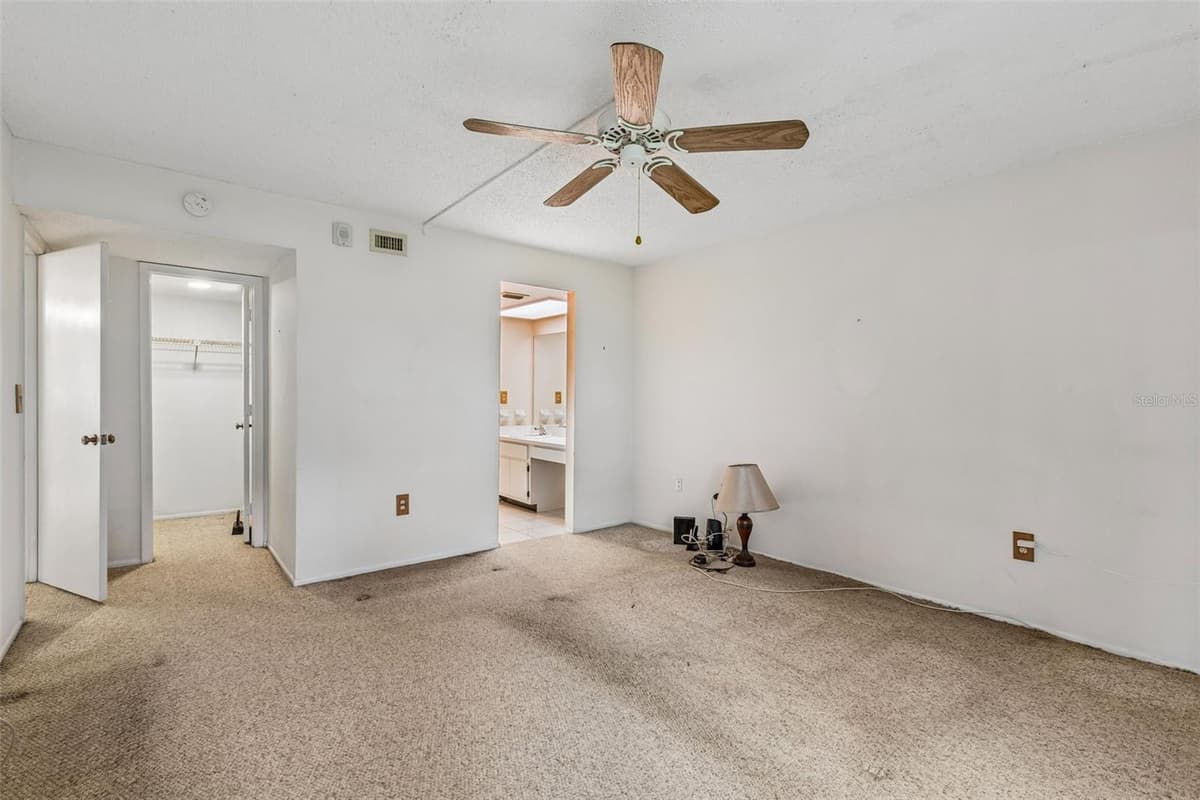 129 NANCY DRIVE — photo 20 of 68