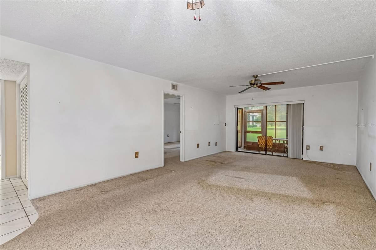 129 NANCY DRIVE — photo 10 of 68