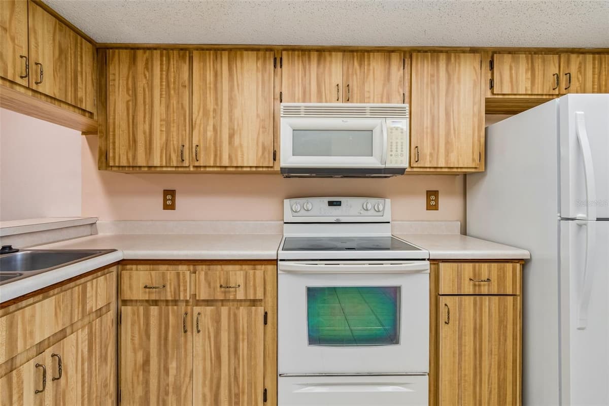 129 NANCY DRIVE — photo 15 of 68