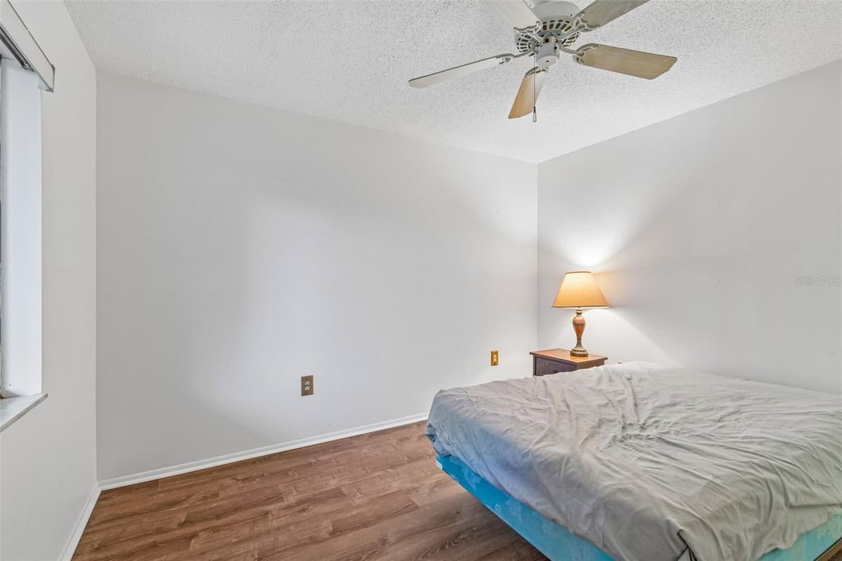 129 NANCY DRIVE — photo 32 of 68