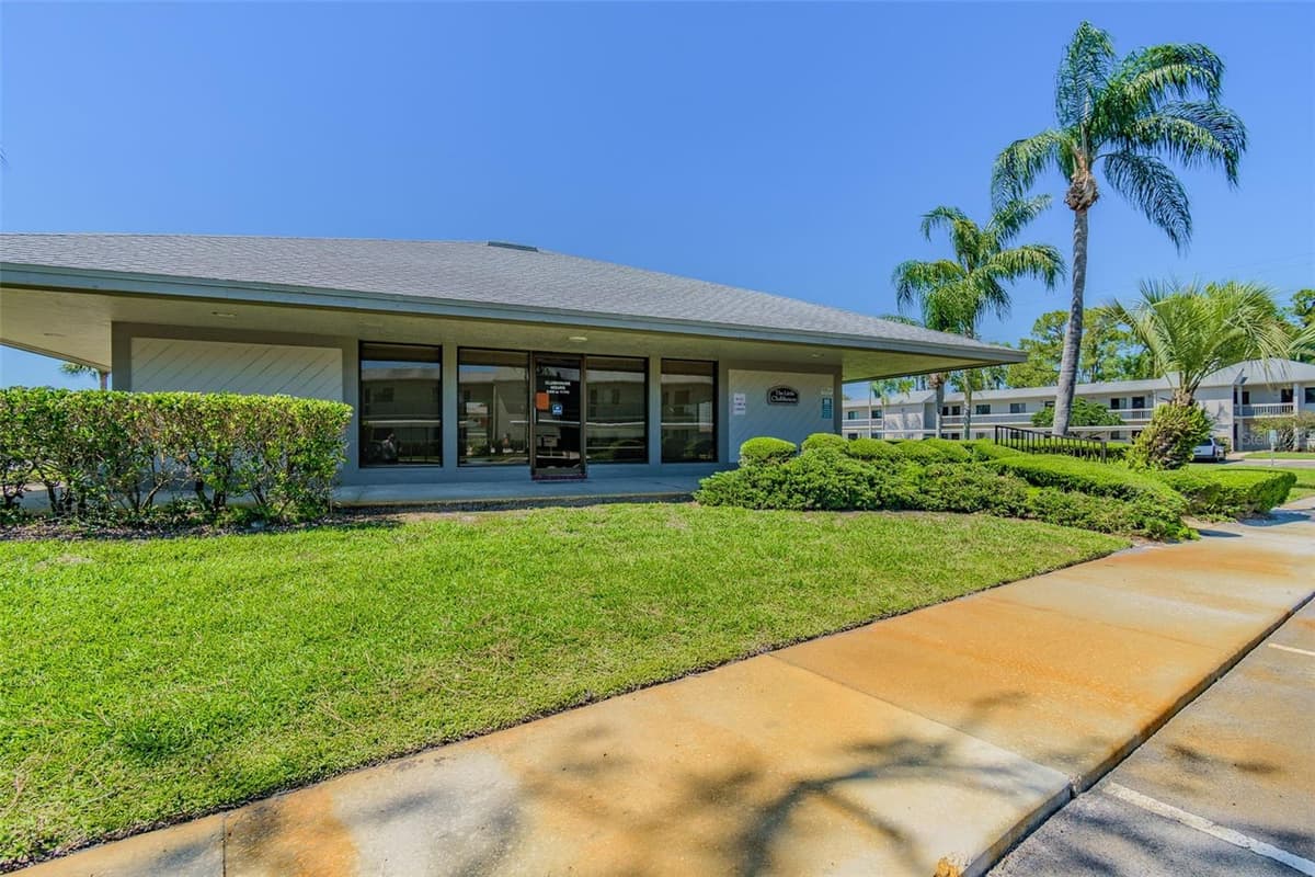 129 NANCY DRIVE — photo 47 of 68