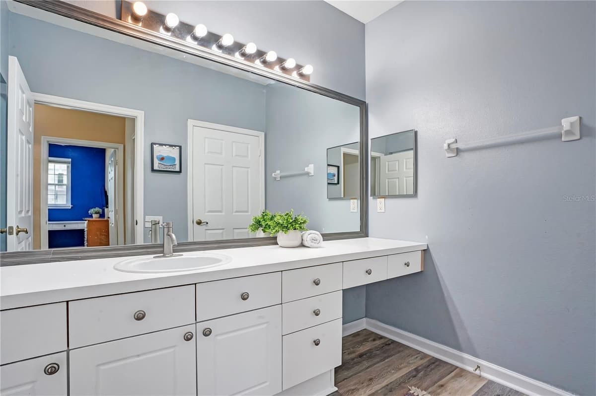 2307 BUTTERFLY PALM WAY — photo 24 of 56