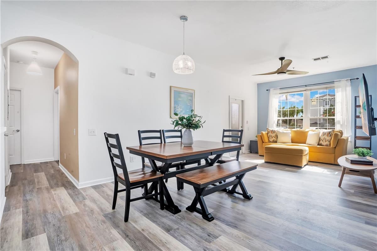 2307 BUTTERFLY PALM WAY — photo 4 of 56