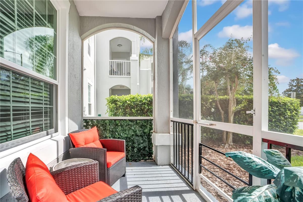 2307 BUTTERFLY PALM WAY — photo 3 of 56