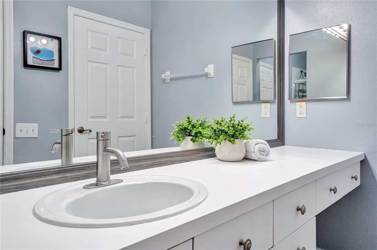 2307 BUTTERFLY PALM WAY — photo 27 of 56