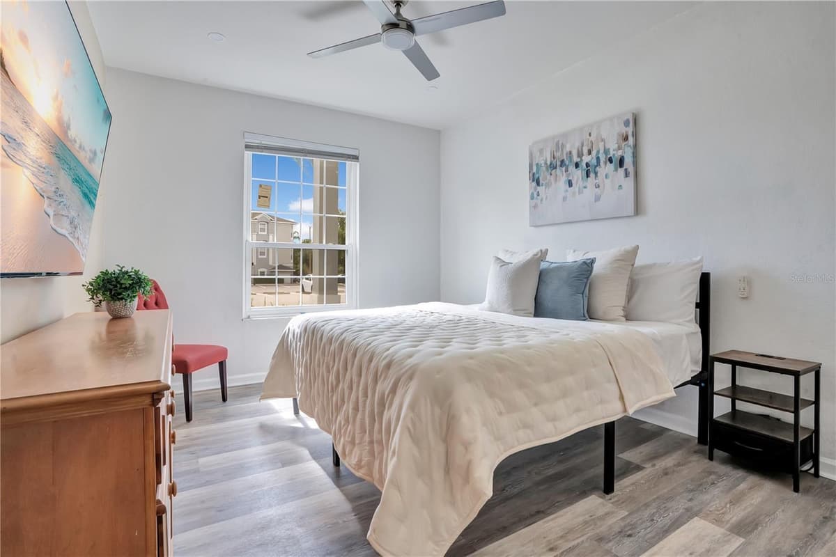 2307 BUTTERFLY PALM WAY — photo 8 of 56