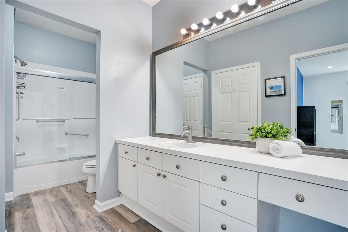2307 BUTTERFLY PALM WAY — photo 10 of 56