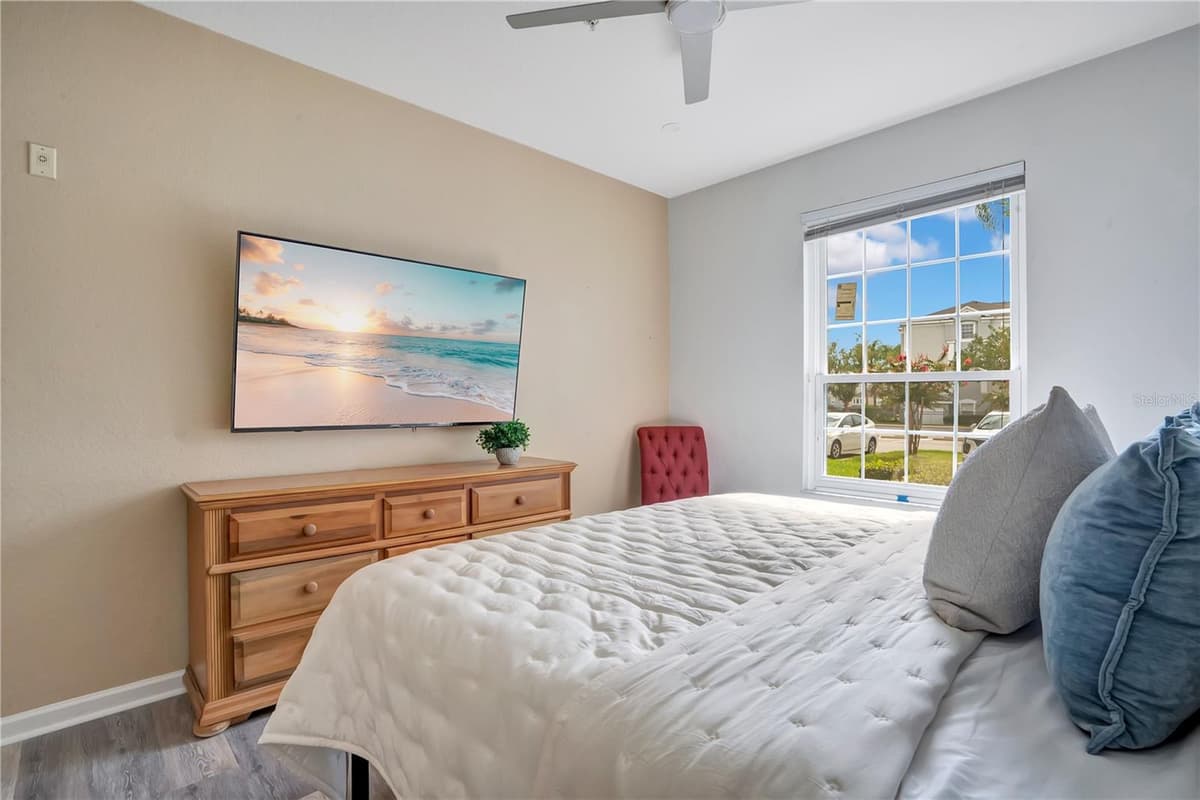 2307 BUTTERFLY PALM WAY — photo 9 of 56