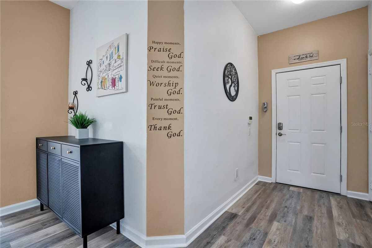 2307 BUTTERFLY PALM WAY — photo 28 of 56