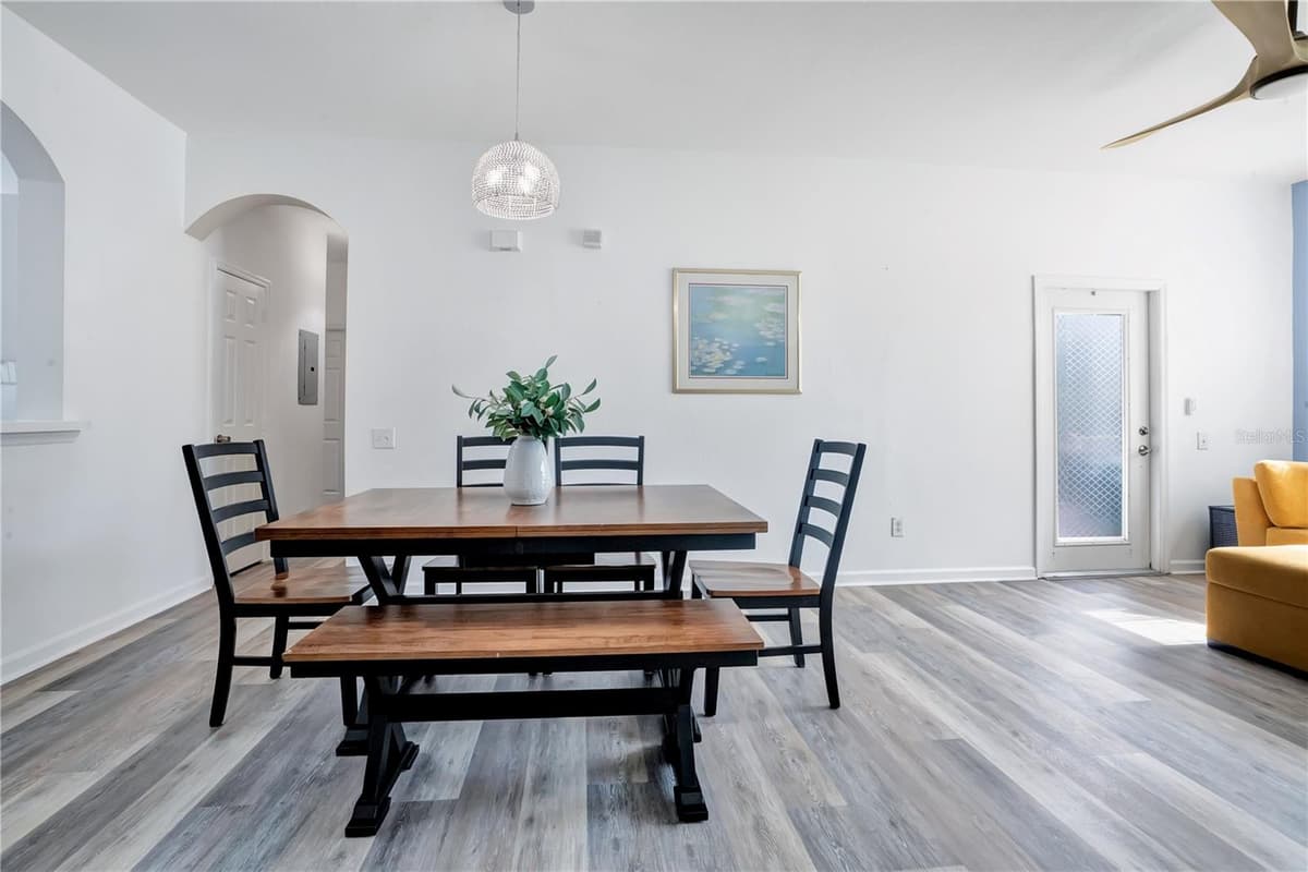 2307 BUTTERFLY PALM WAY — photo 31 of 56