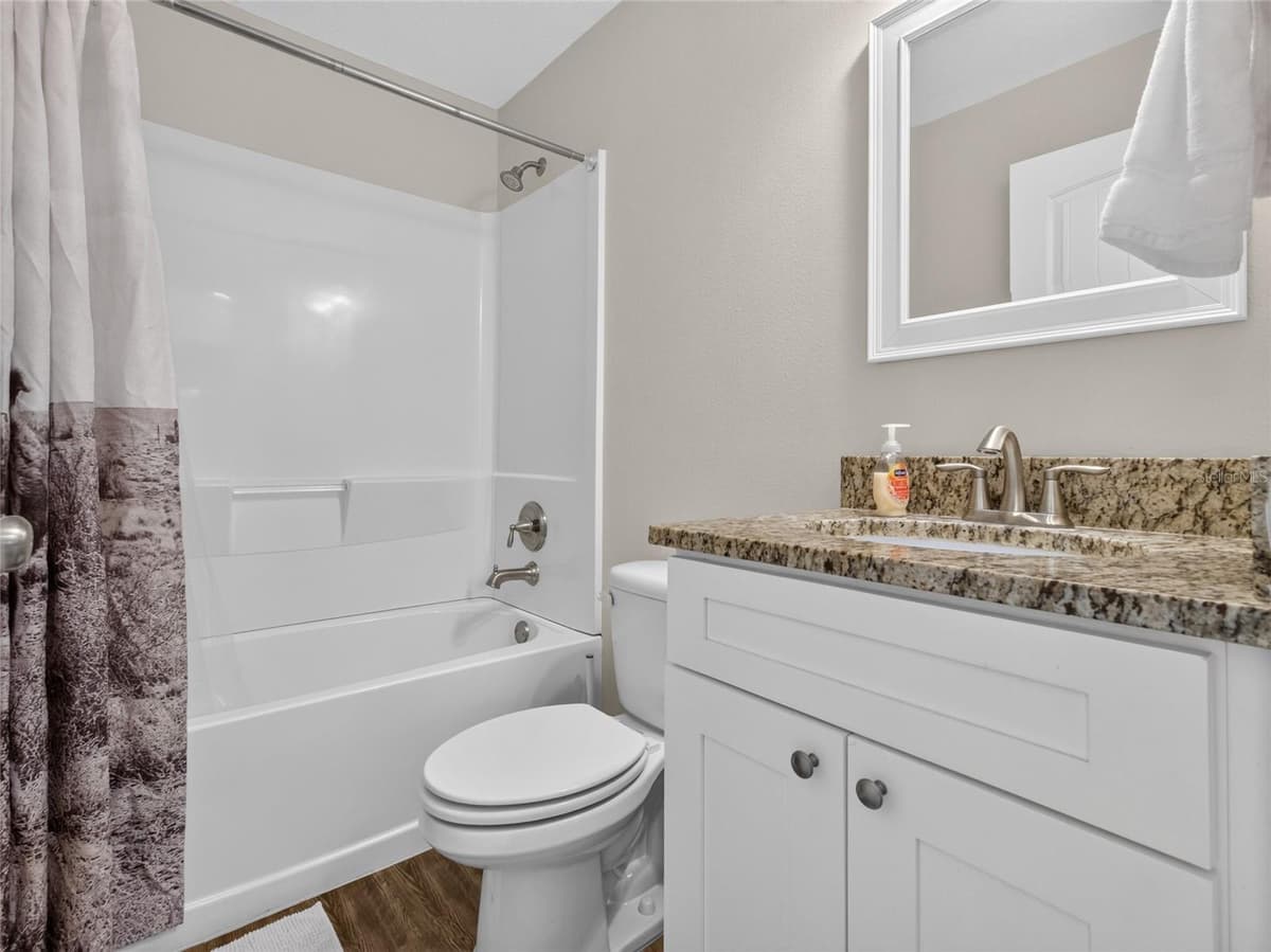217 VALENCIA ROAD — photo 16 of 24