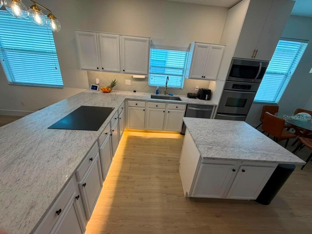 14539 SAINT GEORGES HILL DRIVE — photo 2 of 47