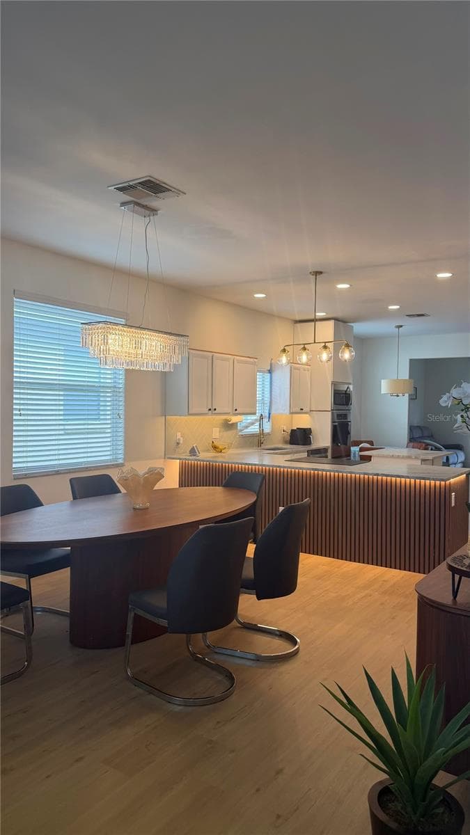 14539 SAINT GEORGES HILL DRIVE — photo 15 of 47