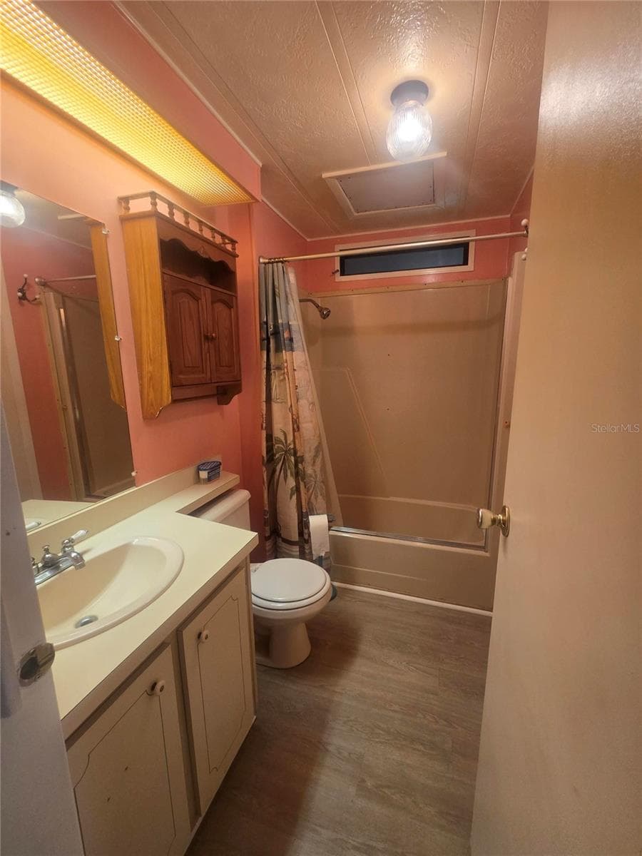 4645 BURNEY DRIVE — photo 17 of 35