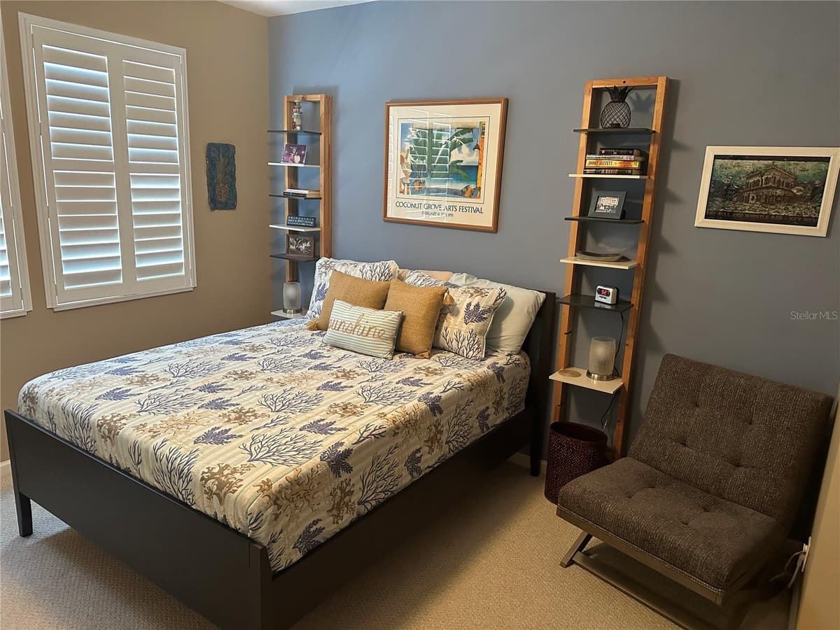 122 RIDGEWAY BLVD — photo 20 of 34