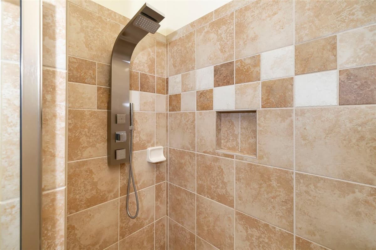 165 PALAZZO COURT — photo 28 of 76