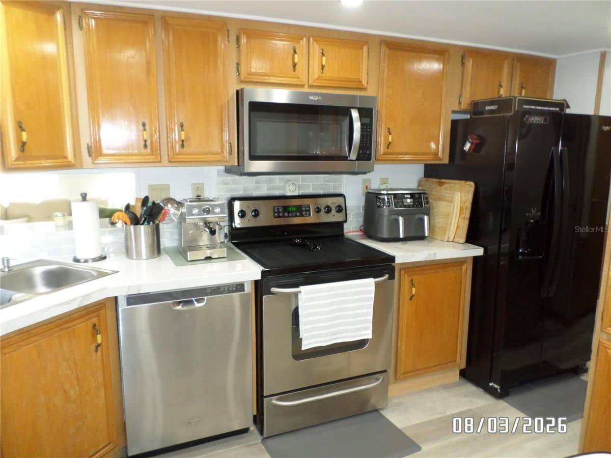 83 ROAN ROAD — photo 7 of 20