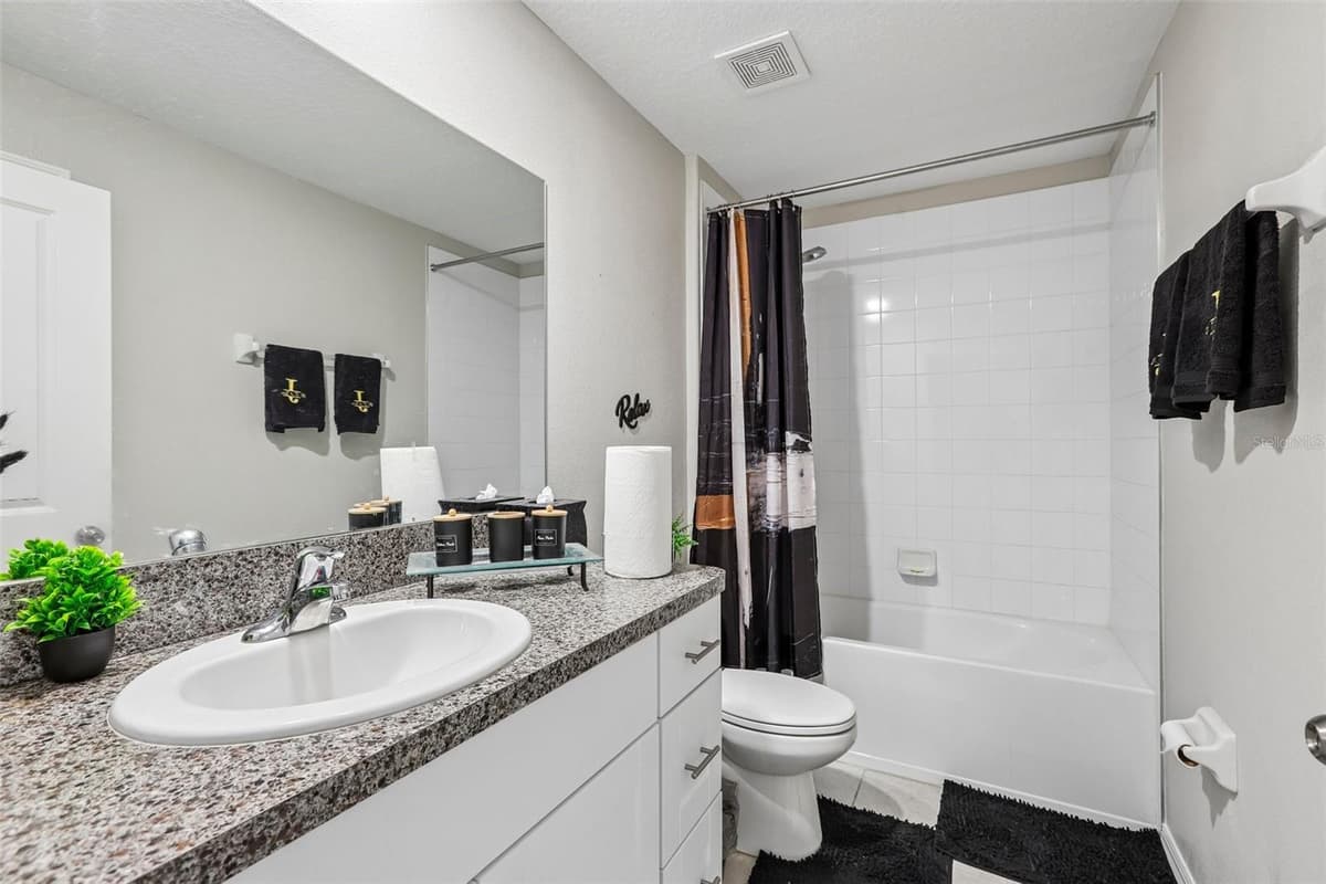 1461 GOLDEN GLOW DRIVE — photo 18 of 32