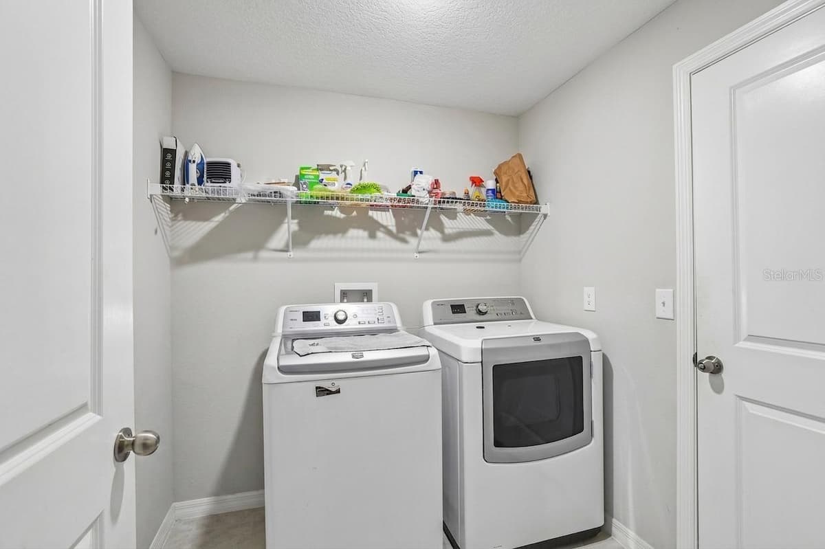1461 GOLDEN GLOW DRIVE — photo 21 of 32