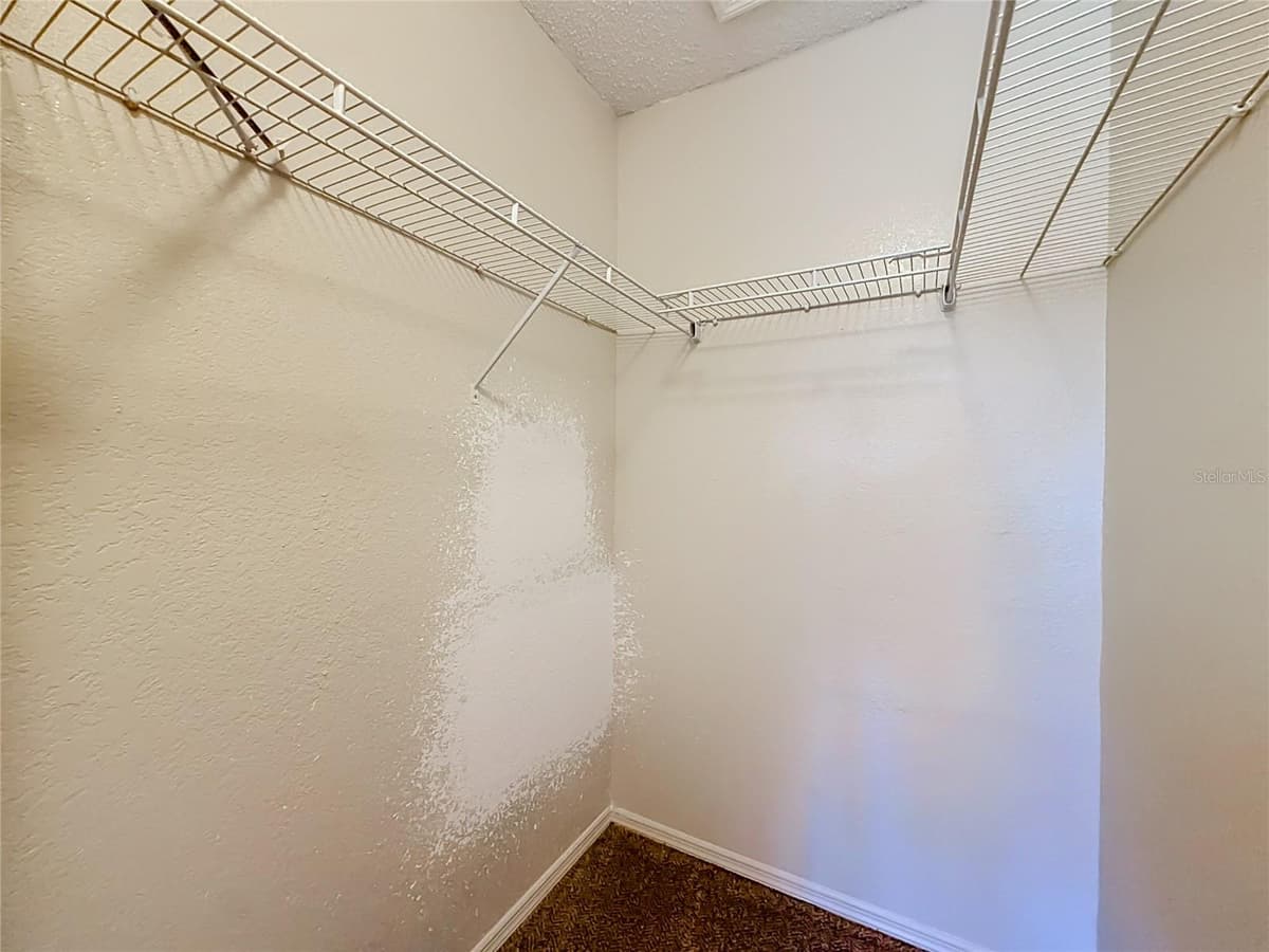 2550 ALAFAYA TRAIL — photo 26 of 42