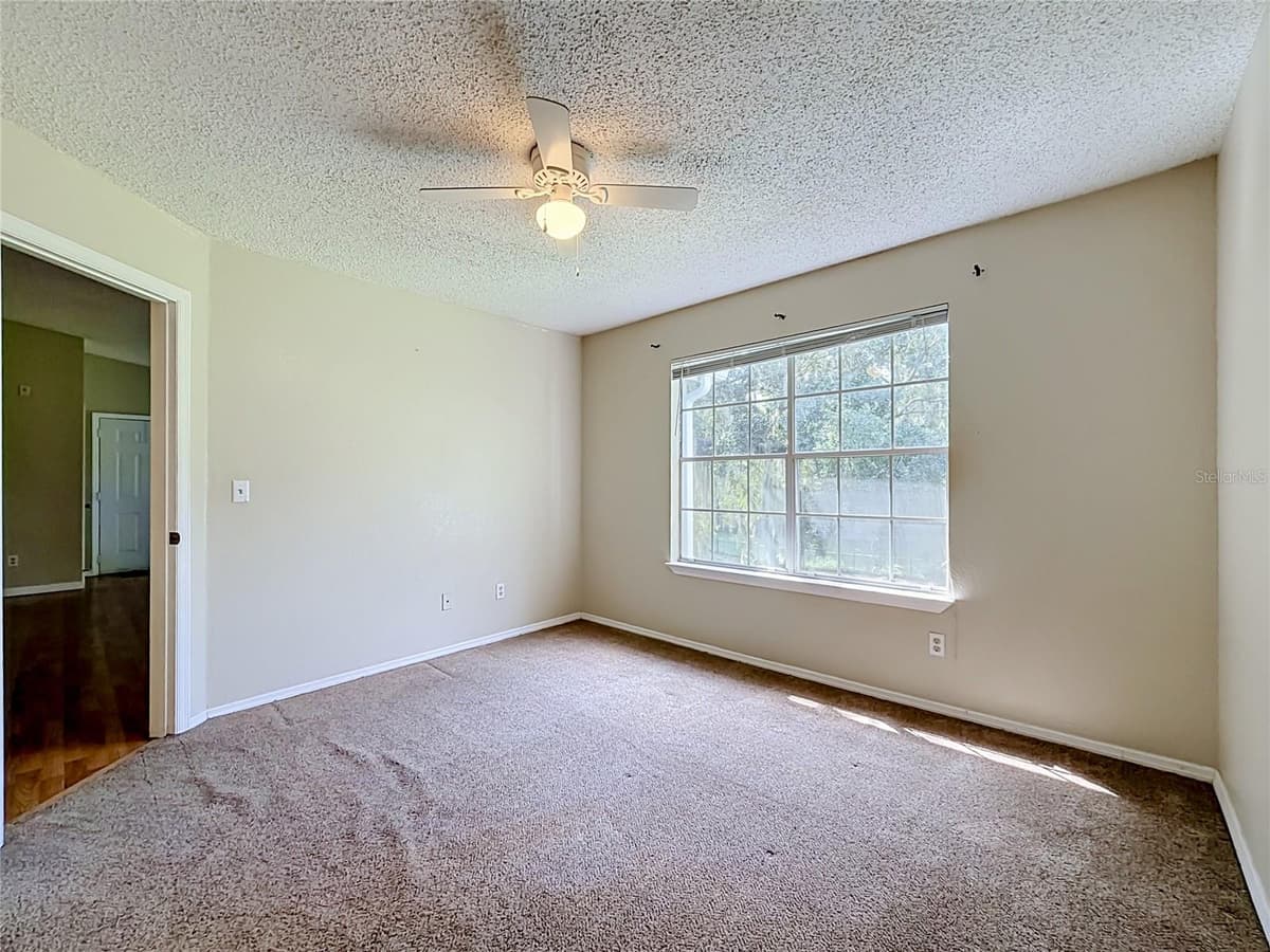 2550 ALAFAYA TRAIL — photo 23 of 42