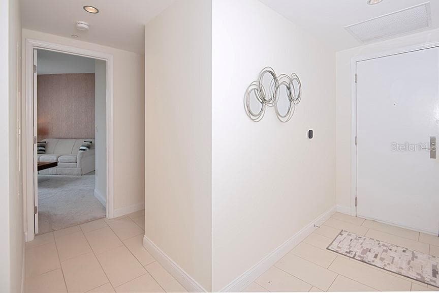 231 RIVERSIDE DRIVE — photo 13 of 77