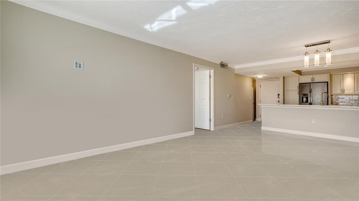 101 GULFSTREAM AVENUE — photo 17 of 50