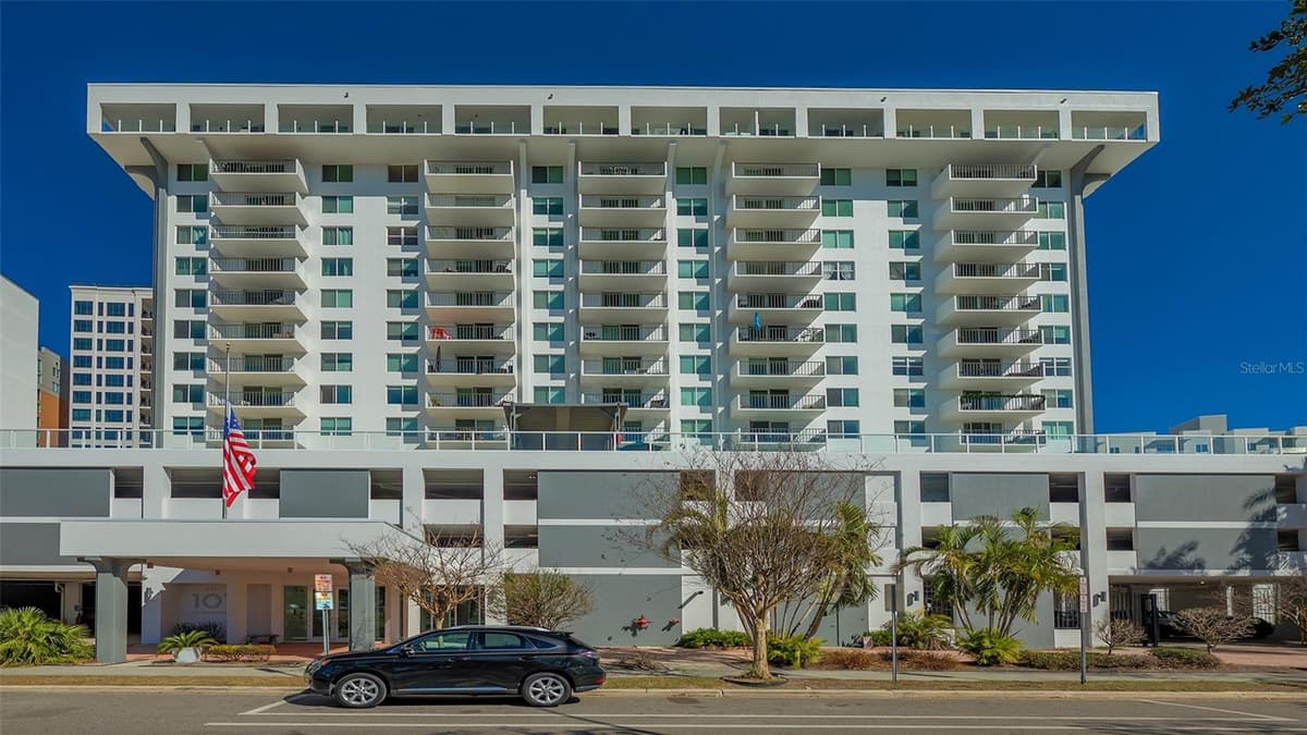 101 GULFSTREAM AVENUE — photo 2 of 50