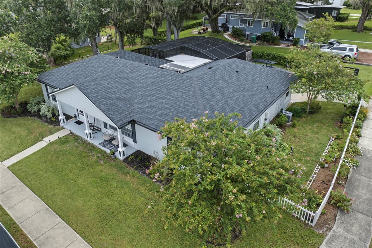 64 CREST AVENUE — photo 3 of 25
