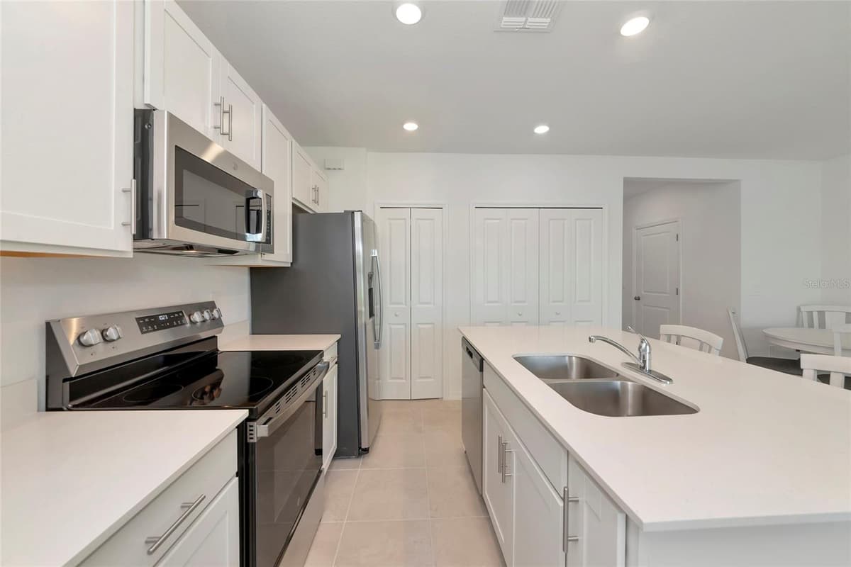 14251 LILAC SKY TERRACE — photo 10 of 36