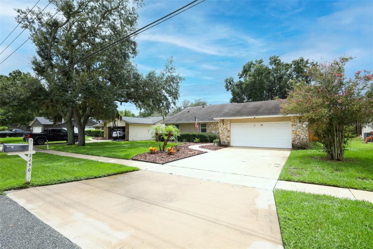 2450 CANTERCLUB TRAIL — photo 3 of 43