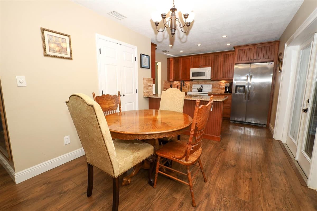 2450 CANTERCLUB TRAIL — photo 11 of 43