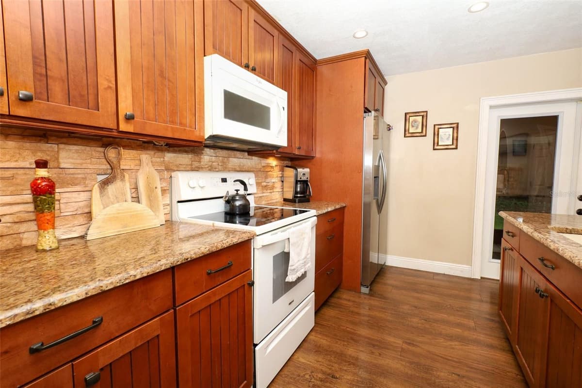 2450 CANTERCLUB TRAIL — photo 14 of 43