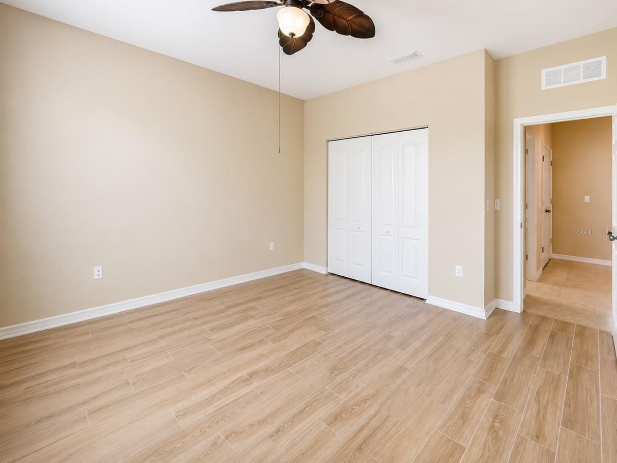7436 SURREY PINES DRIVE — photo 7 of 15