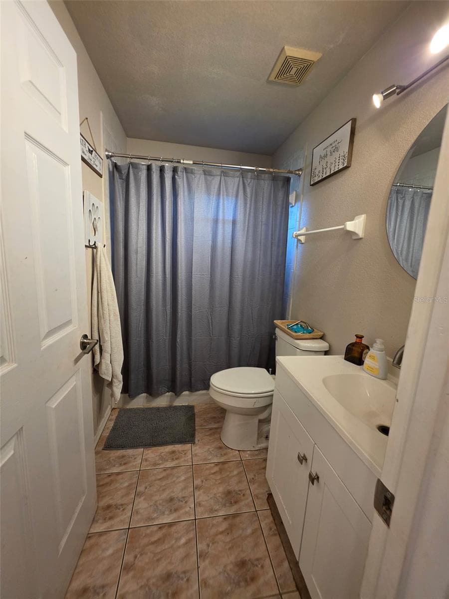 720 PINE AVENUE — photo 14 of 22